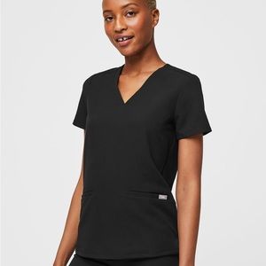 FIGS Casma Three Pocket Scrub Top Size XS Black BNWT
